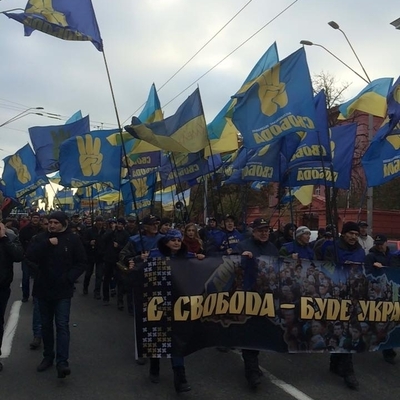 В Киеве прошел многотысячный марш националистов (фото)