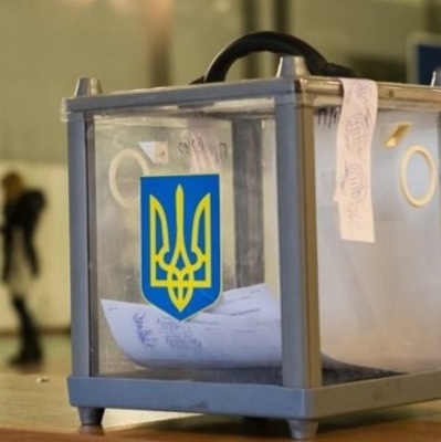 В 13 областях Украины проходят местные выборы