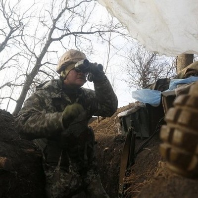 С нашей группы только двое остались целыми: ранены военные о боях на Светлодарске (видео)