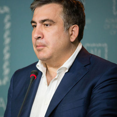 Саакашвили обвинили в терроризме и не пустили в шахту
