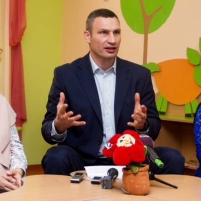 Виталий Кличко: «Мы открыли современный детсад на Осокорках и в этом году создадим 660 мест в Дарницком районе»