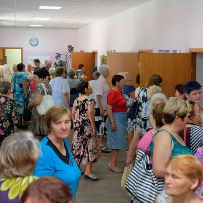 На Днепропетровщине открыли центр отдыха для пенсионеров и переселенцев из зоны АТО