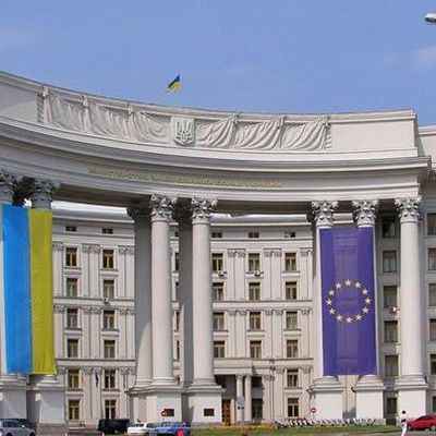 В МИД назвали «политической шизофренией» желание Собчак посетить Крым