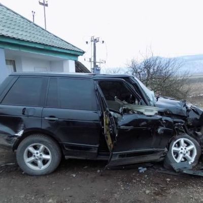На Закарпатье 26-летний водитель на авто столкнулся с товарным поездом