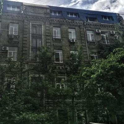 В Киеве мужчина построил на чердаке дома восемь квартир и хотел их продать